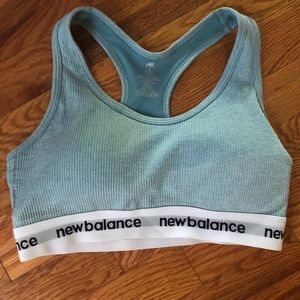 *Never Worn!* New Balance Bra Size M